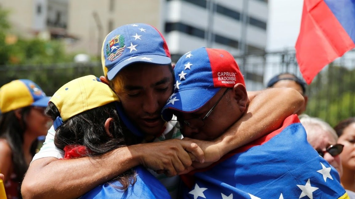 Exoneran de multas impagables a venezolanos